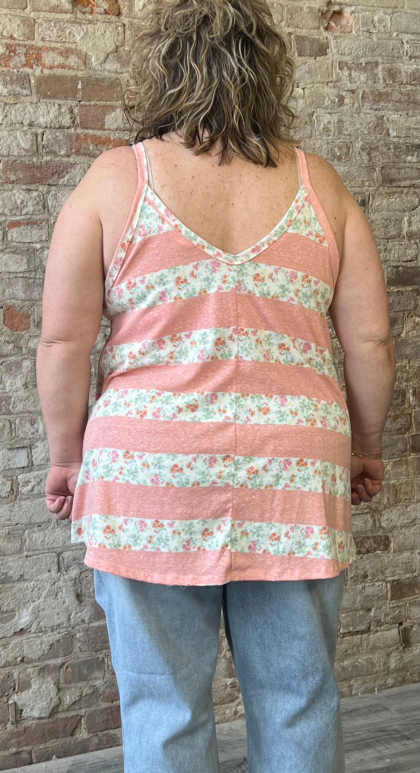 Curvy Flower Spaghetti Strap Tank ~ Coral