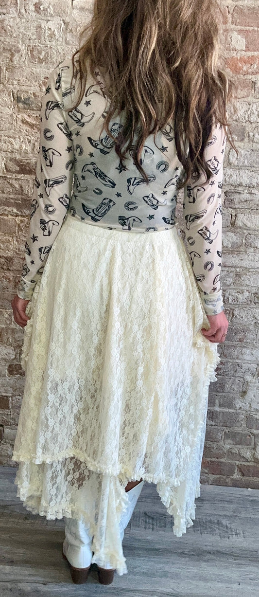 Sweet  Lace Tier Midi Skirt ~ Cream