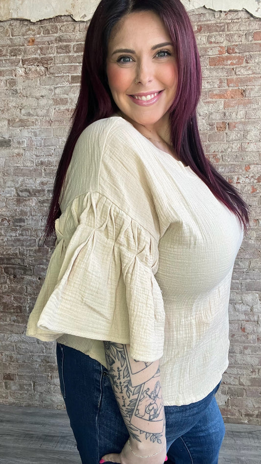 Curvy Cotton / Gauze Angel Sleeved Top