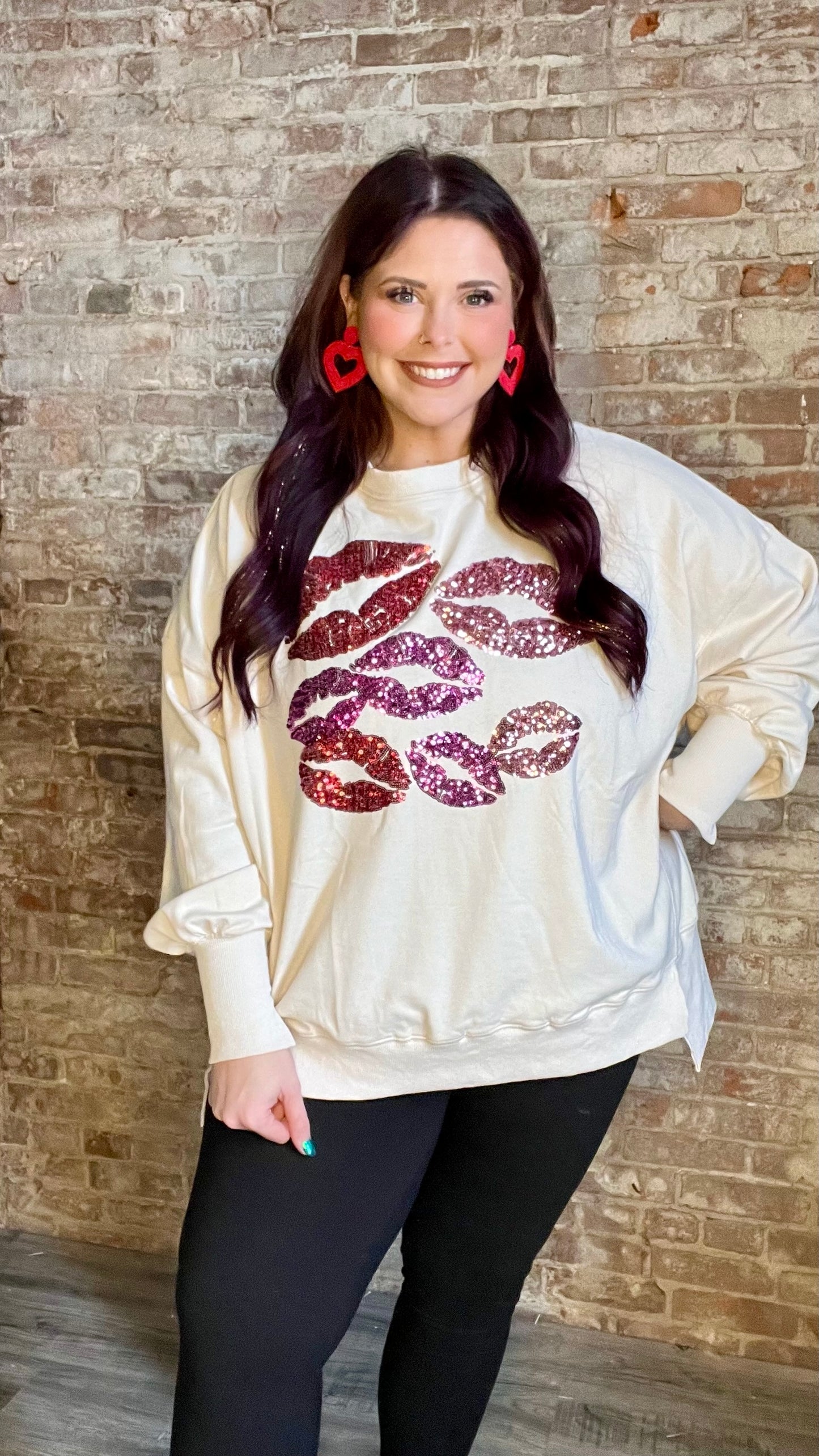 Sequin Kisses Loose Fit Sweatshirt - Ivory